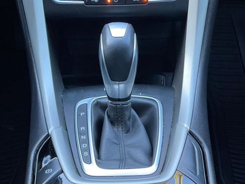 Used 2016 Ford Fusion SE w/ Equipment Group 202A FWD image 30