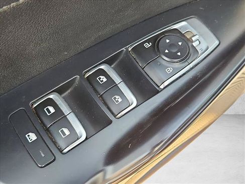 Used 2022 Kia K5 GT-Line AWD/4WD image 11