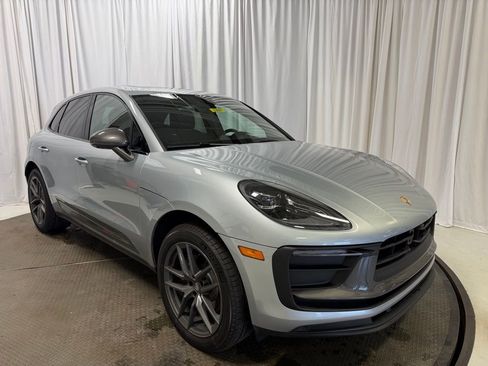 Certified 2026 Porsche Macan Turbo AWD/4WD image 35