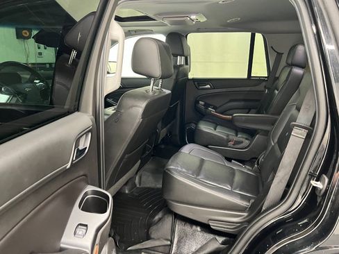 Used 2019 Chevrolet Tahoe Premier AWD/4WD image 9