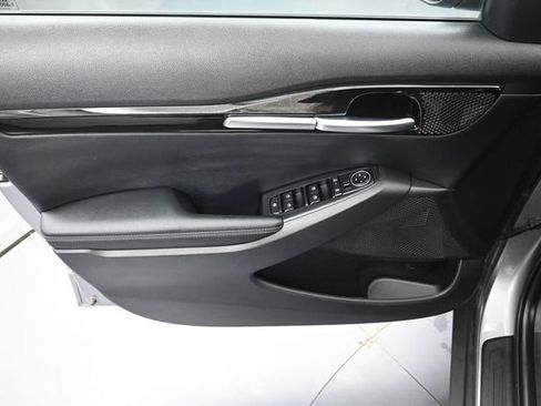 Used 2024 Kia Seltos EX AWD/4WD image 27