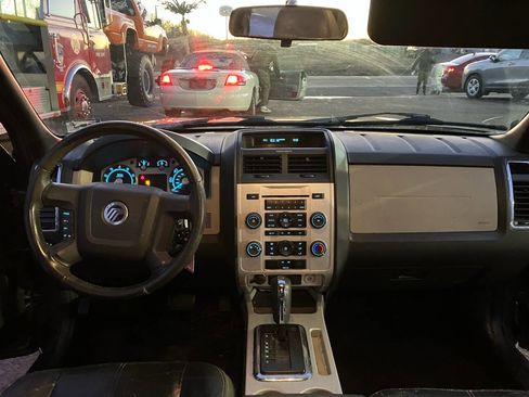 Used 2008 Mercury Mariner 2WD V6 image 29