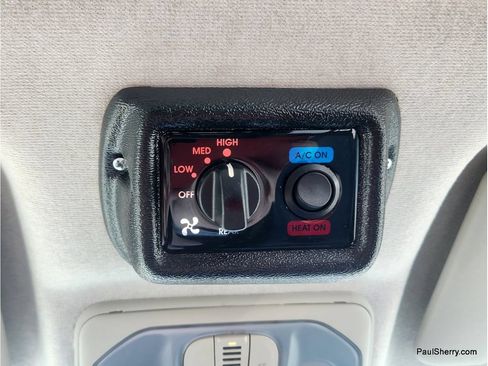 Used 2021 RAM ProMaster 3500 w/ Premium Appearance Group FWD image 31