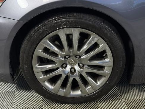 Used 2014 Lexus LS 460 w/ Comfort Package RWD image 10