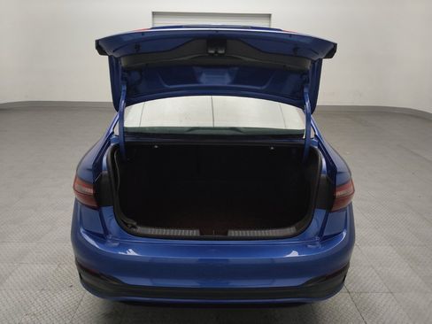 Used 2024 Volkswagen Jetta SE FWD image 29