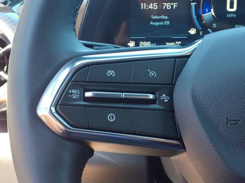 Used 2026 Chevrolet Equinox ACTIV w/ Convenience Package III AWD/4WD image 16
