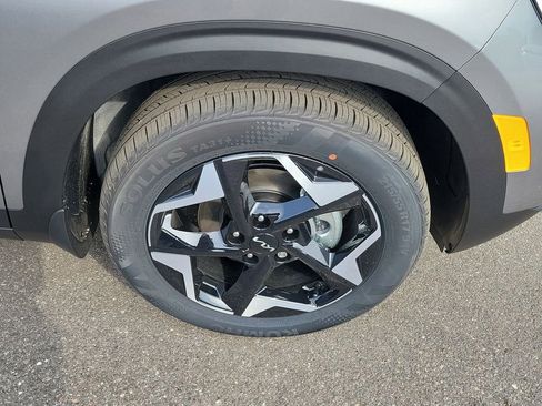 New 2026 Kia Seltos S image 39