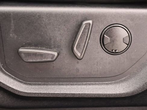 Certified 2020 Ford F150 Lariat w/ Equipment Group 502A Luxury image 15