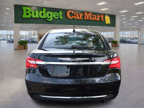 Used 2013 Chrysler 200 Touring FWD image 7