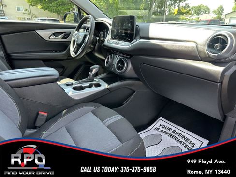 Used 2023 Chevrolet Blazer LT AWD/4WD image 25
