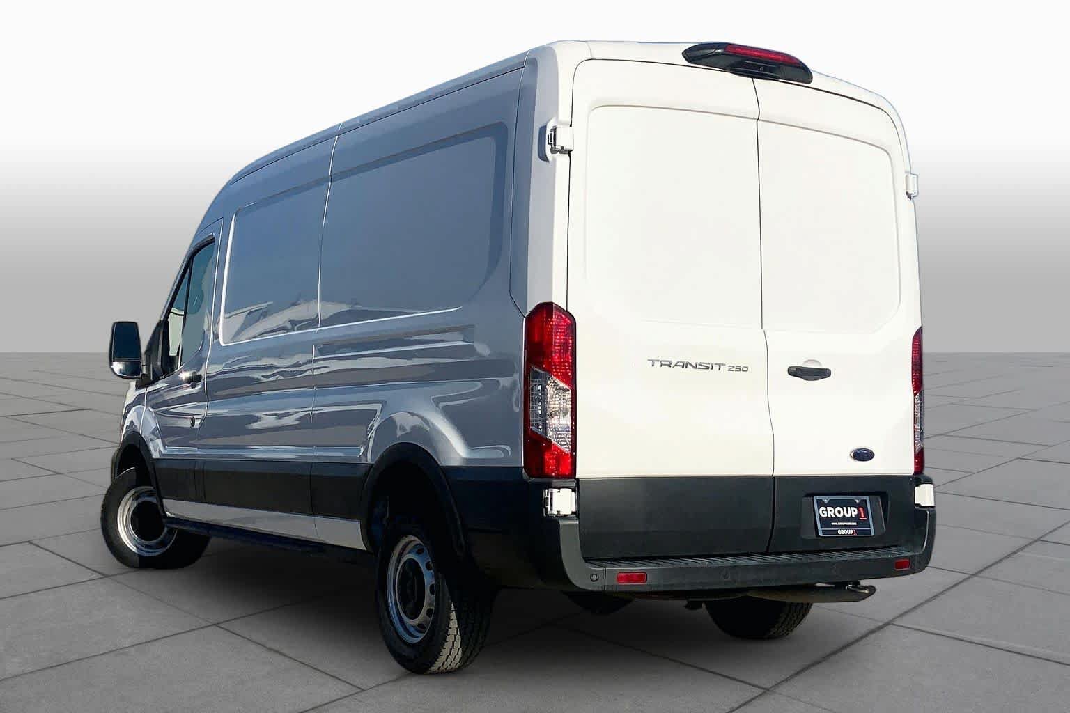 Used 2023 Ford Transit 250 Medium Roof w/ Load Area Protection Package RWD image 12