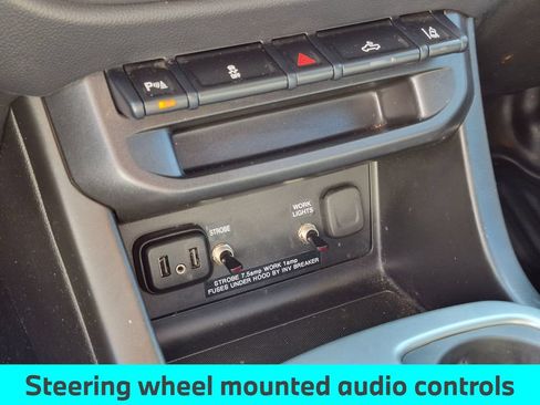 Used 2022 Chevrolet Colorado LT w/ Fleet Safety Package RWD image 19