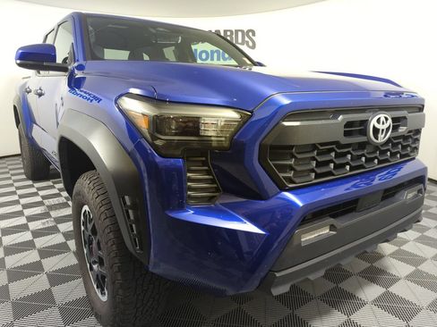 Used 2024 Toyota Tacoma TRD Off-Road AWD/4WD image 6
