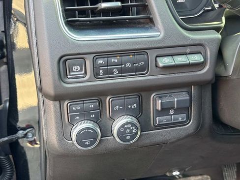 Used 2021 GMC Yukon AT4 w/ AT4 Premium Plus Package image 33