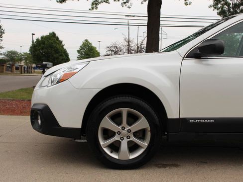 Used 2014 Subaru Outback 2.5i w/ Alloy Wheel Package AWD/4WD image 42