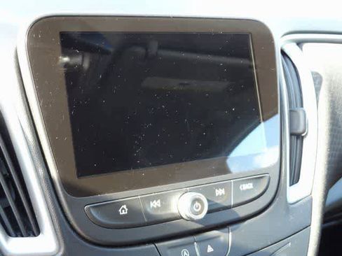 Used 2024 Chevrolet Malibu LT image 19