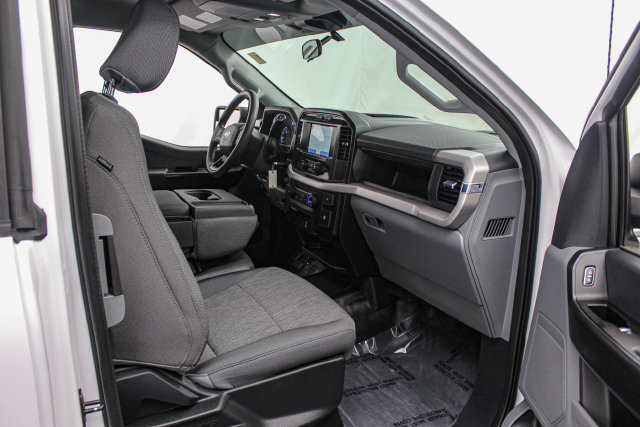 Used 2022 Ford F150 XL w/ Equipment Group 101A High AWD/4WD image 17
