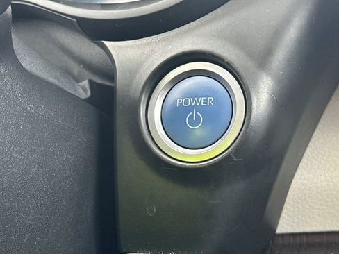 Certified 2023 Toyota Sienna XLE image 27