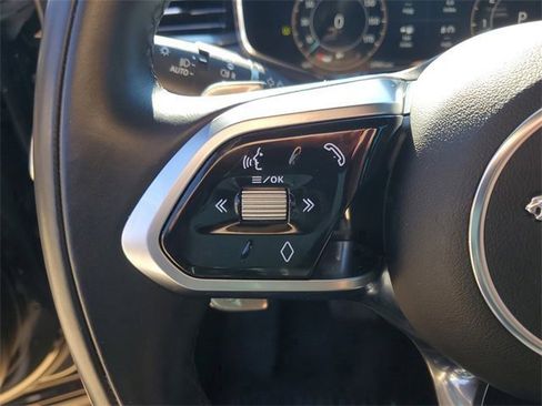 Used 2024 Jaguar F-PACE R-Dynamic S image 17