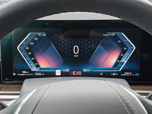 Used 2025 BMW X7 xDrive40i w/ Premium Package image 22