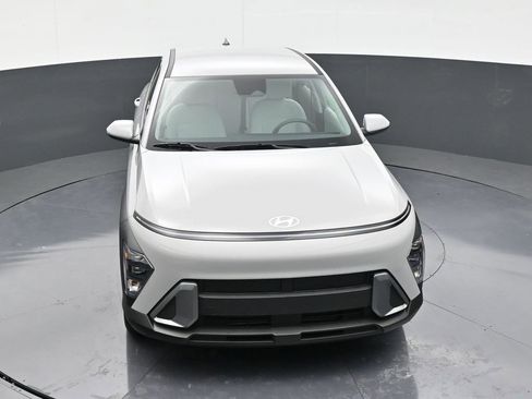 Used 2026 Hyundai Kona SE image 19