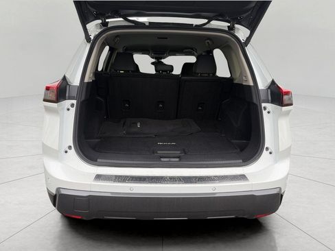 Used 2025 Nissan Rogue SL AWD/4WD image 77