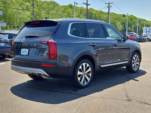 Used 2021 Kia Telluride EX w/ EX Premium Package AWD/4WD image 5
