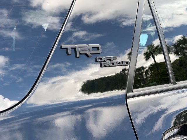Used 2024 Toyota 4Runner TRD Off-Road AWD/4WD image 11