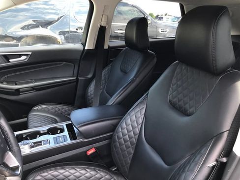 Used 2024 Ford Edge Titanium AWD/4WD image 4