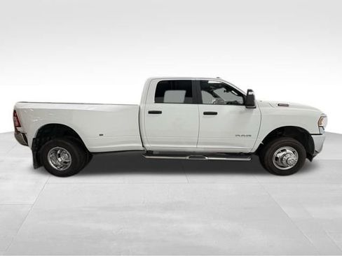 Certified 2024 RAM 3500 Big Horn AWD/4WD image 7