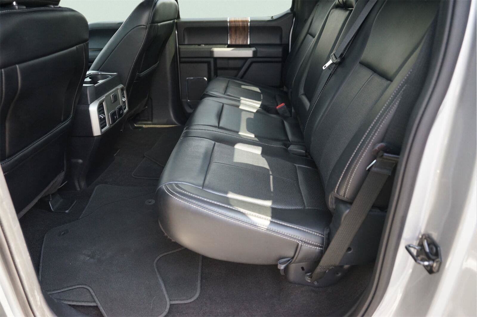 Used 2020 Ford F150 Lariat RWD image 12