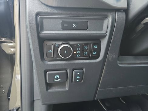 New 2025 Ford F150 Lariat w/ Equipment Group 501A Mid image 21