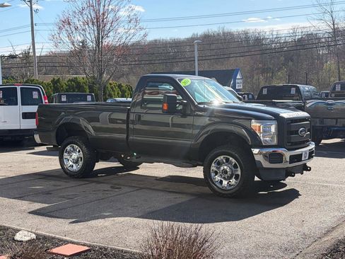 Used 2014 Ford F250 XL w/ Power Equipment Group AWD/4WD image 5