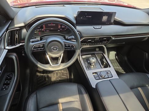 Used 2024 MAZDA CX-90 3.3 Turbo w/ Premium Plus Pkg image 12