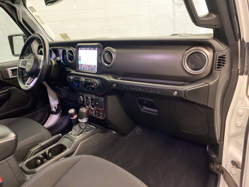 Certified 2021 Jeep Wrangler Unlimited Rubicon 4xe AWD/4WD image 24