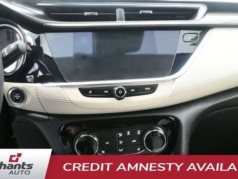 Used 2023 Buick Encore GX Preferred w/ Cold Weather Comfort Package AWD/4WD image 13