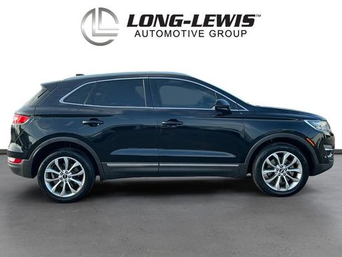 Used 2017 Lincoln MKC Select w/ Select Plus Package FWD image 8