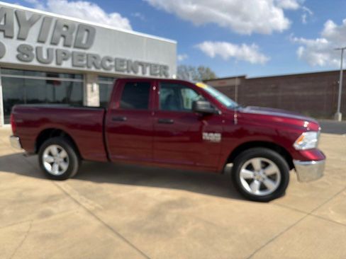 Used 2024 RAM 1500 Classic SLT image 3