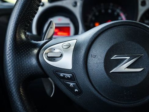 Used 2009 Nissan 370Z Touring w/ Sport Pkg image 60