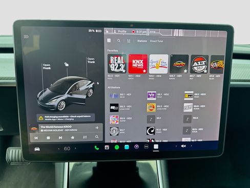 Used 2020 Tesla Model 3 RWD image 11