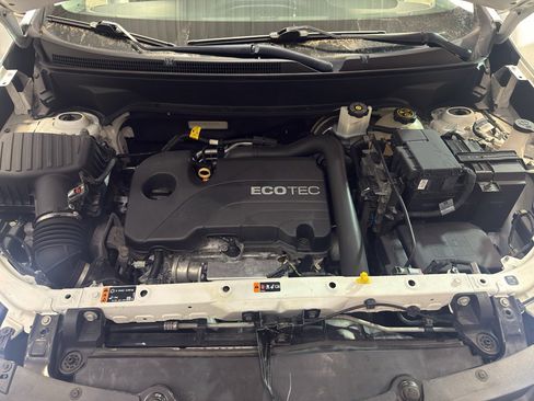 Used 2020 Chevrolet Equinox LT w/ Driver Convenience Package image 29