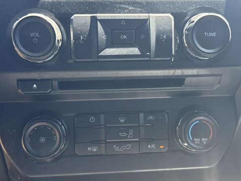 Used 2018 Ford F150 XLT w/ Equipment Group 301A Mid AWD/4WD image 29