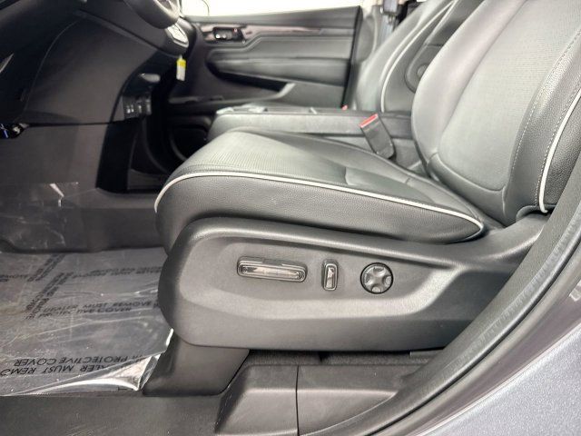 Certified 2026 Honda Odyssey Elite image 23