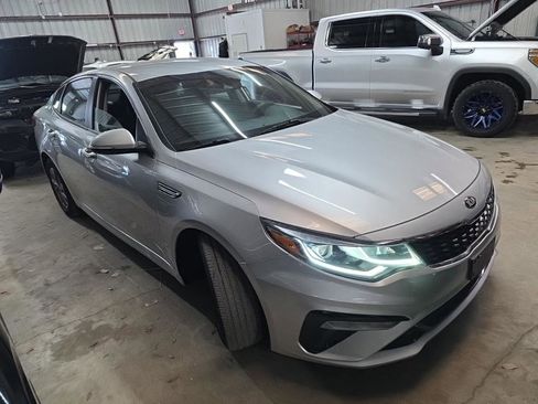 Used 2019 Kia Optima LX image 2
