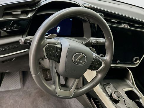 Used 2023 Lexus RZ 450e Premium w/ Technology Package image 18