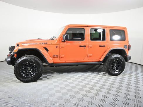 Used 2018 Jeep Wrangler Unlimited Rubicon w/ Dual Top Group image 2