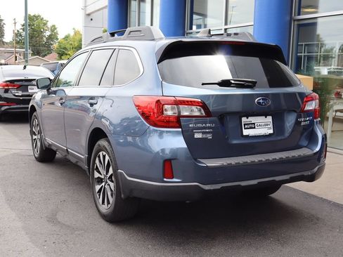 Used 2017 Subaru Outback 2.5i Limited w/ Popular Package #5 AWD/4WD image 3