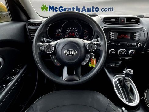 Used 2015 Kia Soul + FWD image 8