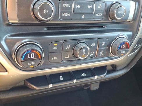 Used 2018 Chevrolet Silverado 1500 LT w/ All Star Edition AWD/4WD image 16