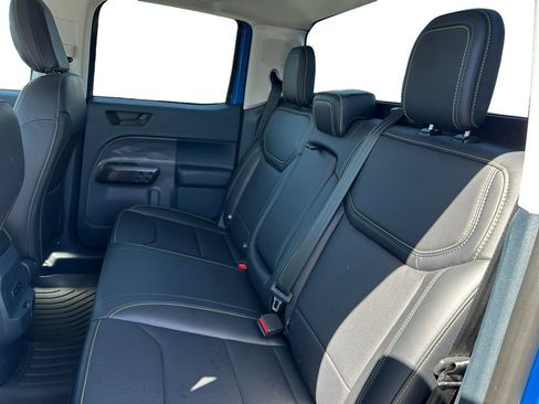 Used 2025 Ford Maverick Lobo image 10